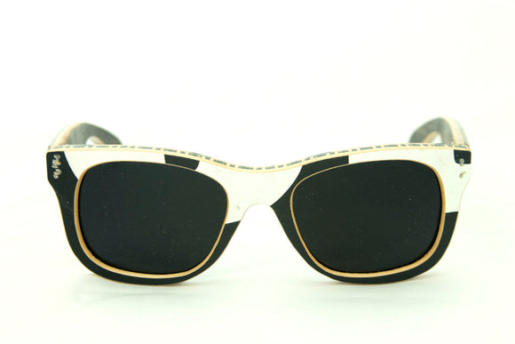 Layback - Black / White